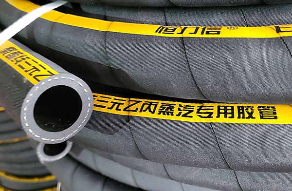 耐高溫膠管.jpg 耐高溫膠管.jpg